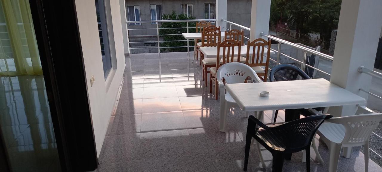 Guest House Marineza Gonio المظهر الخارجي الصورة